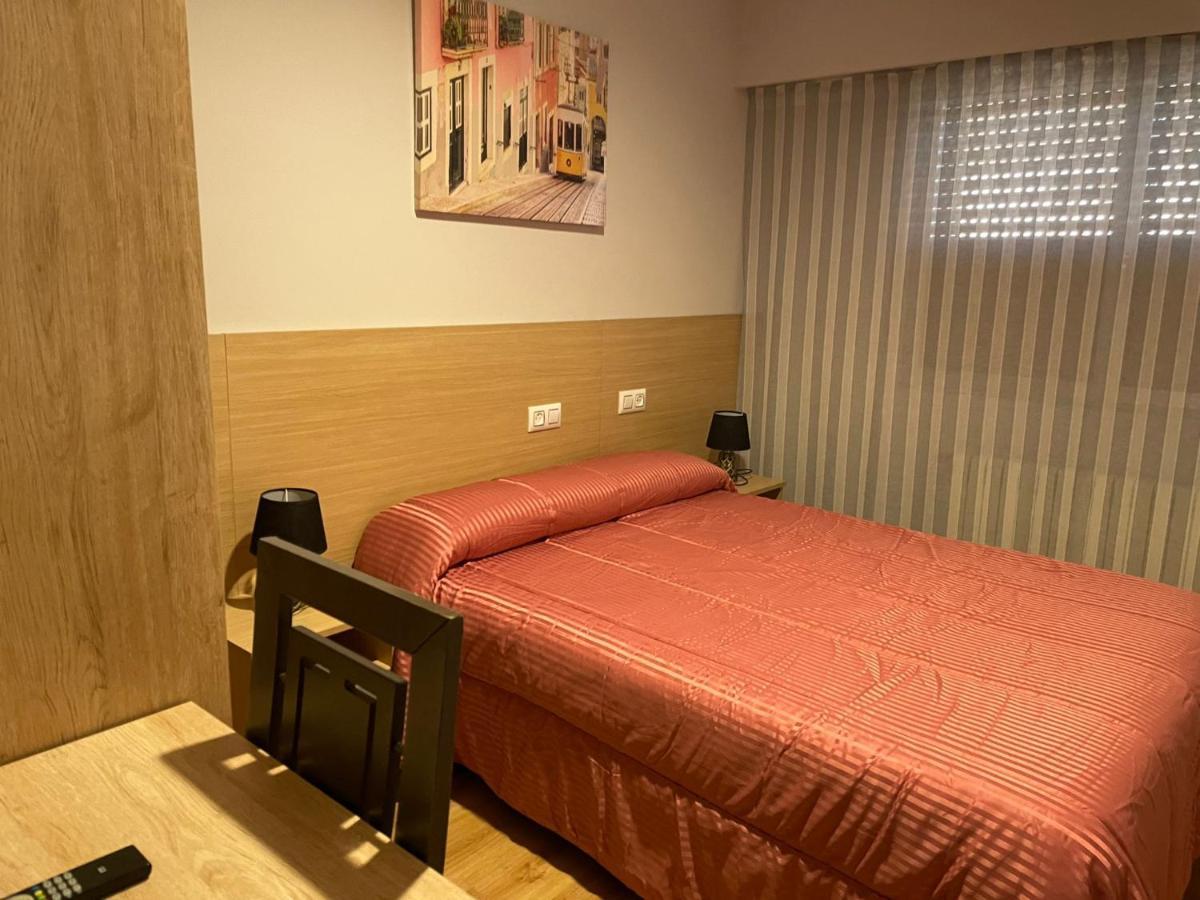 Hostal Cid Оренсе Экстерьер фото
